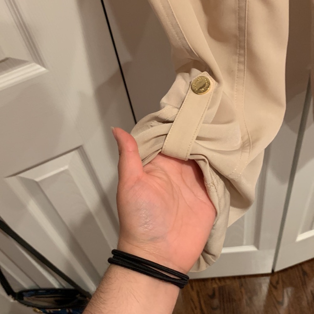 Beige pants - Picture 2 of 8